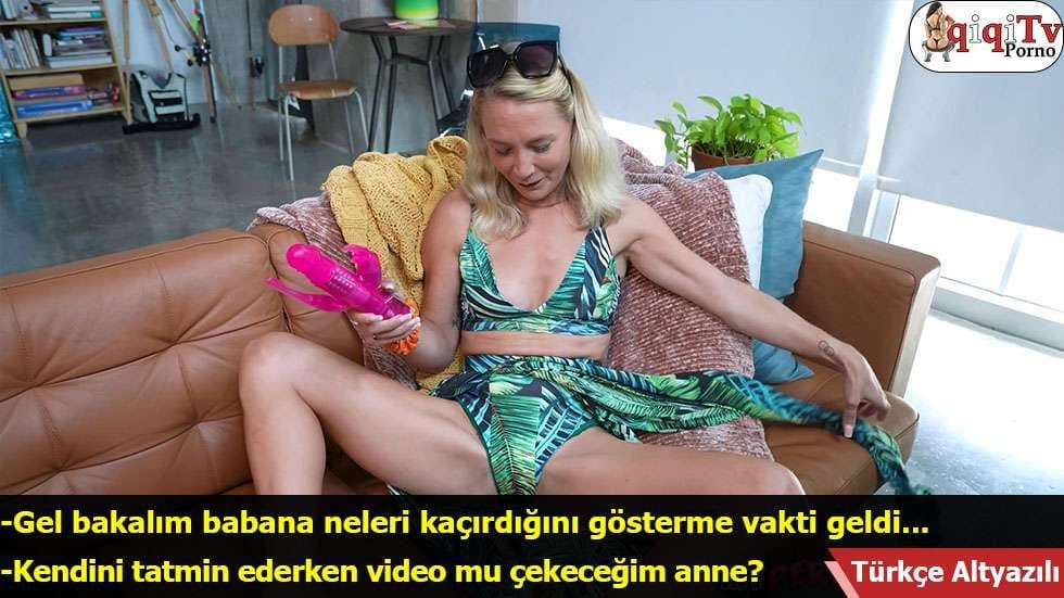 Bbg evi banyoda seks super sıcak